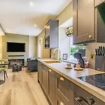 Millgate Fosse Holiday home