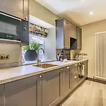 Millgate Fosse Holiday home